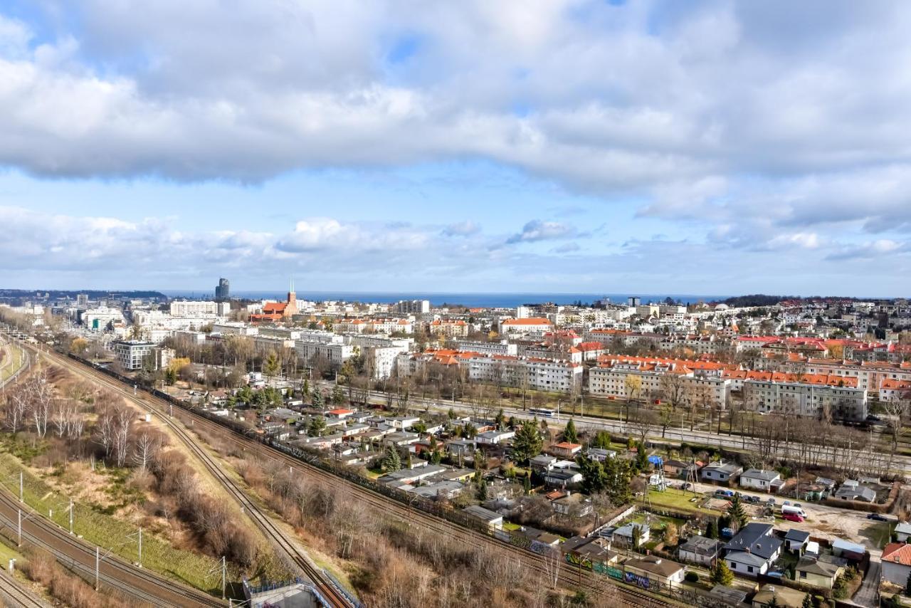 Ltc - Apartments Modern Tower Gdynia Buitenkant foto