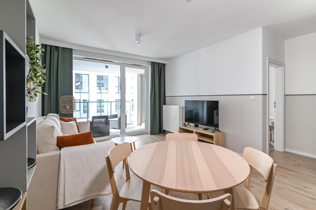 Ltc - Apartments Modern Tower Gdynia Buitenkant foto